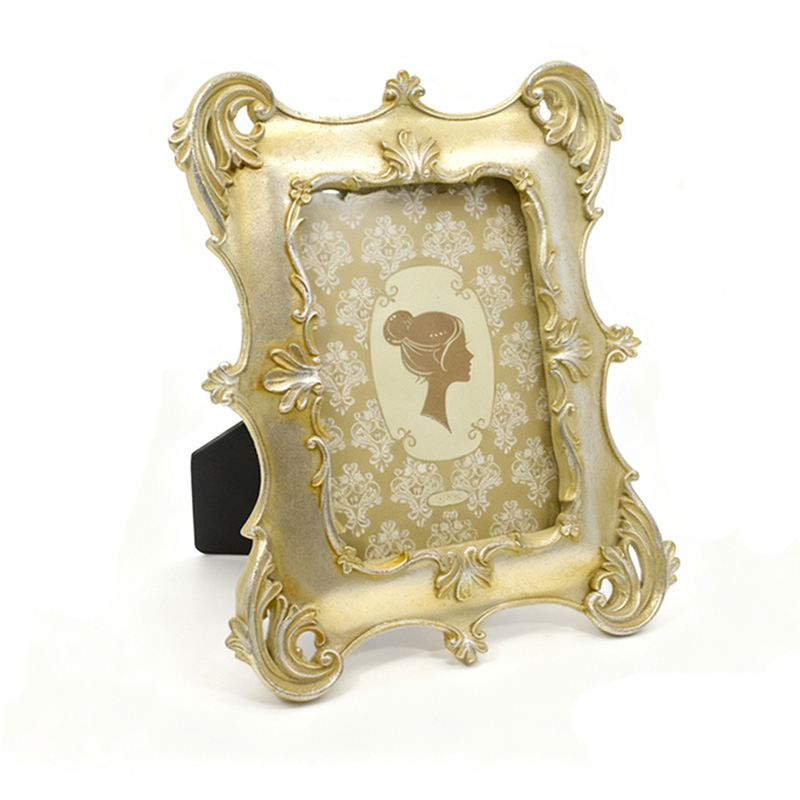 Vintage gold foil texture resin photo frame, 4x6 inches, with rococo engraved decoration